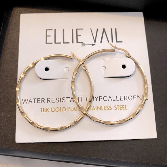ELLIE VAIL Gold tone hoop earrings - Picture 1 of 2